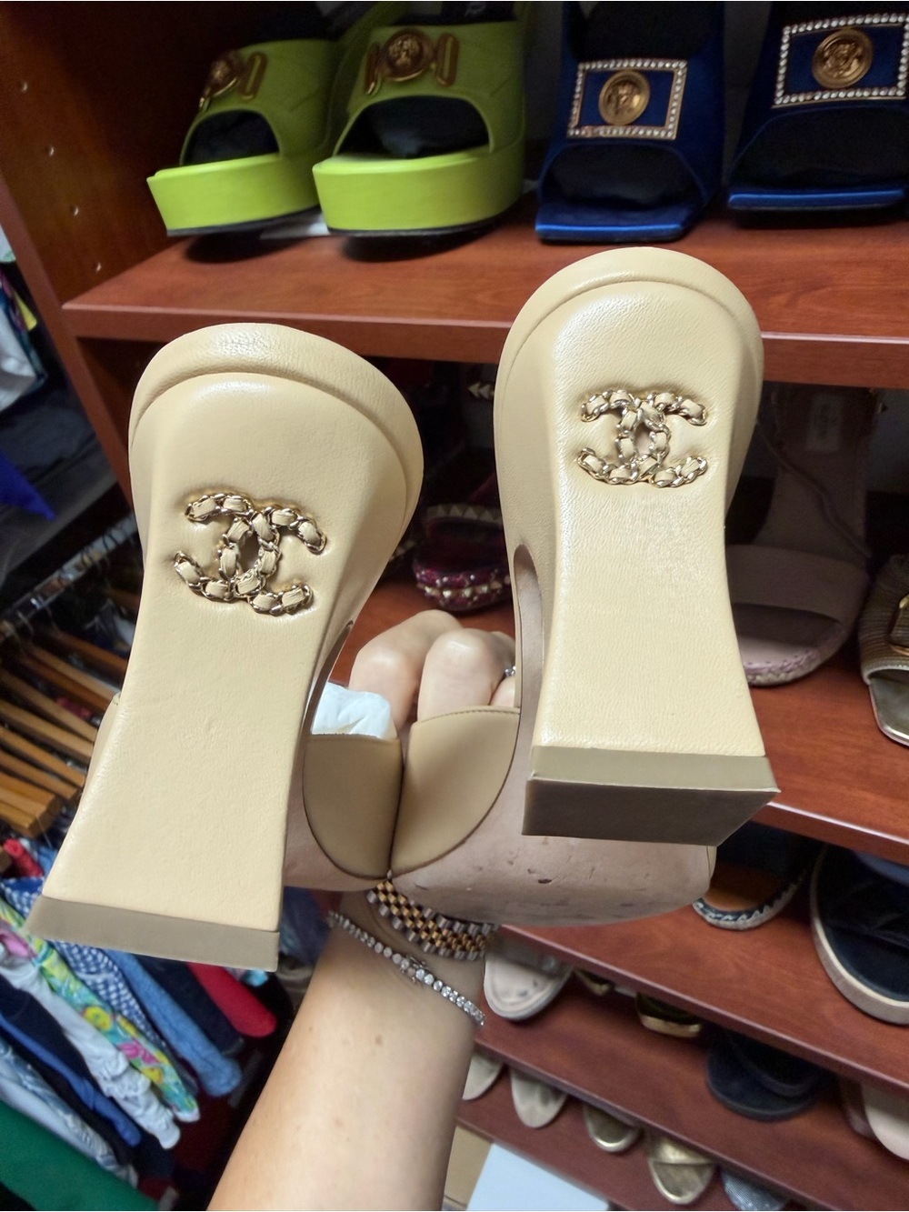 CHANEL Beige Open-Toe Slide Mules - Picture 2 of 13